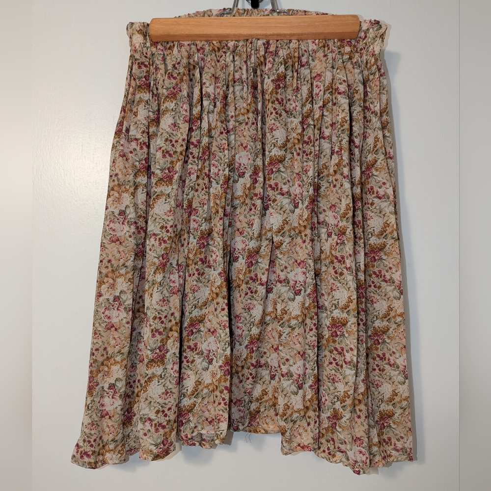 Marnie West Vintage Floral Knee Length Circle Skirt